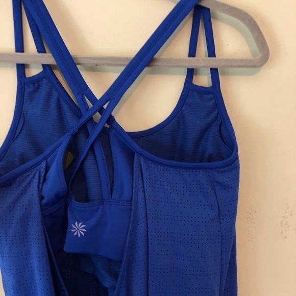 ATHLETA Full Force 2 in 1 Bra Tank - Picture 11 of 11